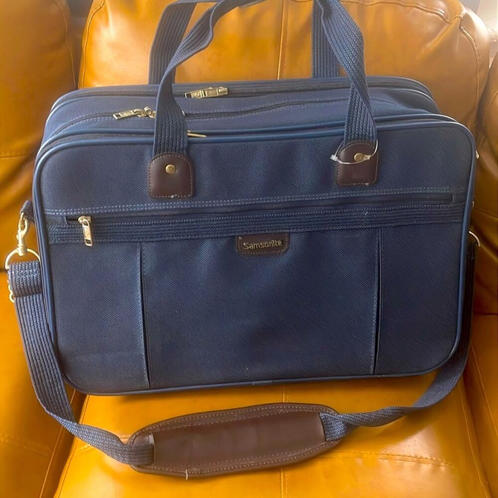 Samsonite Navy men travel weekender messenger Laptop Bag
